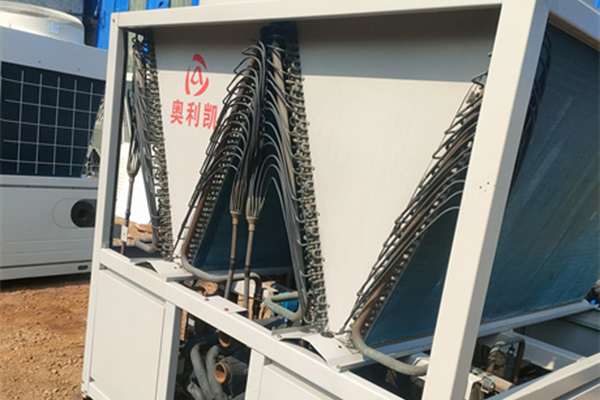 二手低環(huán)境溫度空氣源熱泵冷水機組回收
